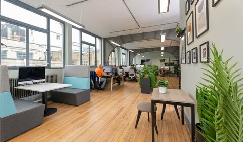 NLM 386 INGOT 02 min